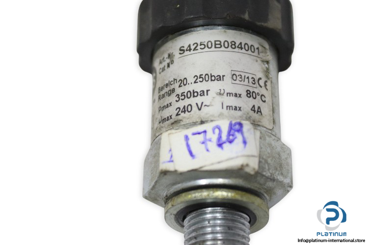 tecsis-S4250B084001-pressure-switch-(used)-2.jpg