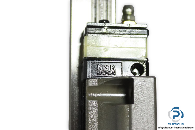 nsk-LY250900EMG2G03K64-linear-guideway-block-(new)-5.jpg