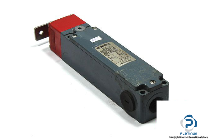 pizzato-FG-60GD1D0Z-safety- switch-with-DE-energized-solenoid