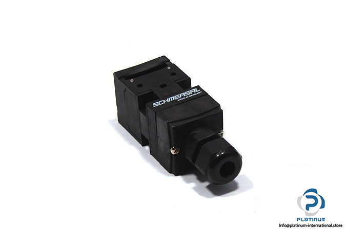 schmersal-AZ-17-11ZRK-safety-switch