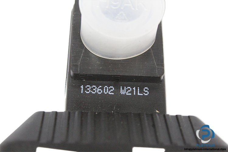 Burkert-6213-a-200-epdm-va-g3-4-pn0-10bar-diaphragm-valve(new-WITHOUT-CARTON)-1.jpg