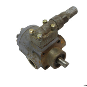 nippon-TOP-216-HWM-oil-pumphead-(Used).jpg