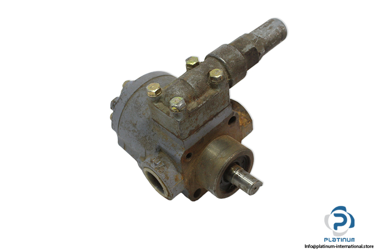 nippon-TOP-216-HWM-oil-pumphead-(Used).jpg