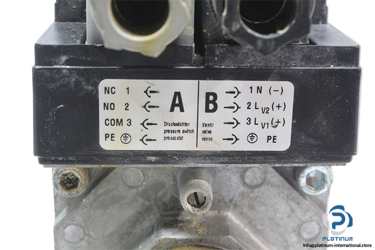kromschroder-CG225-R01-DT2WF1-compact-unit-(Used)-1.jpg