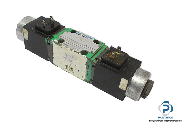 rexroth-4WE6J35_CG24K4-SO582-directional-spool-valve-(Used).jpg