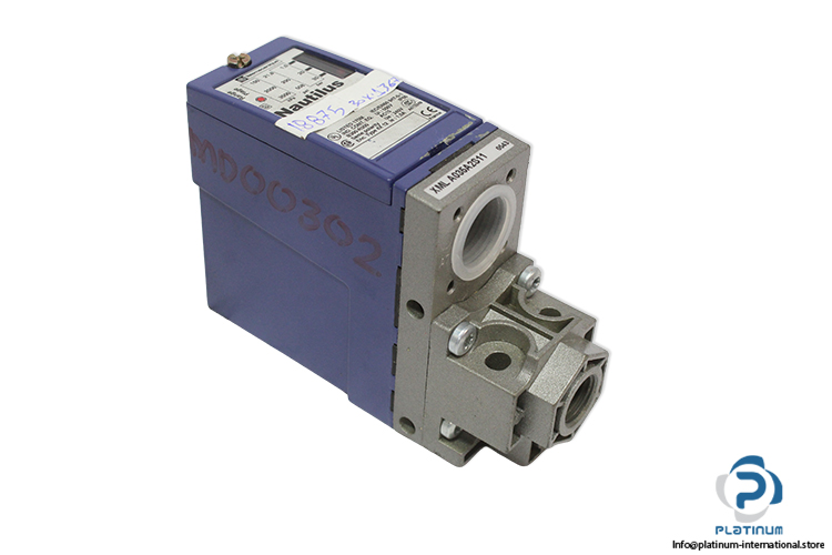 Telemecanique-xmla035a2s11-pressure-switch(new).jpg