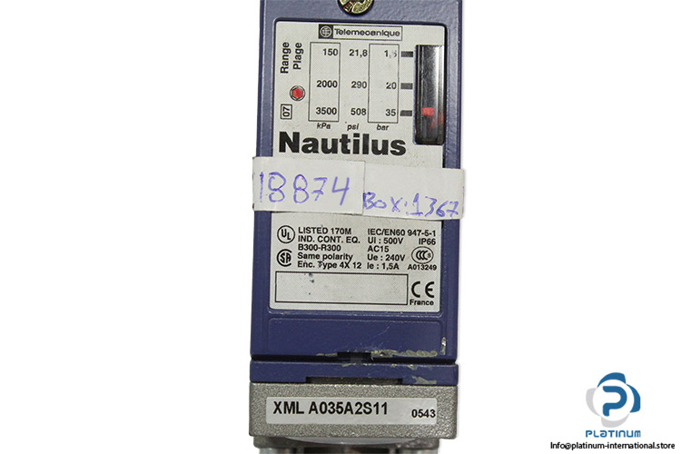 Telemecanique-xmla035a2s11-pressure-switch(new)-1.jpg