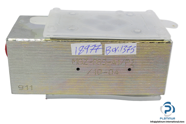 MGZ-06S-A1-P2-10-04-sandwich-plate(new)-1.jpg