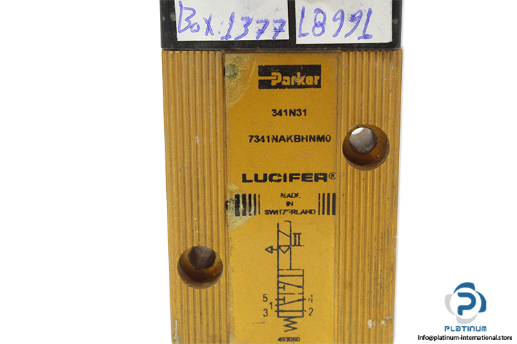 parker-7341nakbhnmo-pneumatic-valve(new)-1.jpg