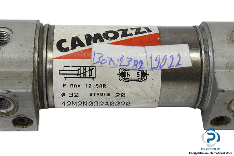 camozzi-42m2n032a0020-pneumatic-cylinder(new)-1.jpg