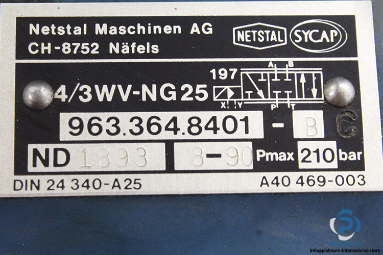 moog-d061-603c-single-stage-servo-valve(used)-1.jpg