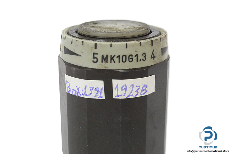 rexroth-MK10G1.3-throttle-check-valve-(Used)-1.jpg
