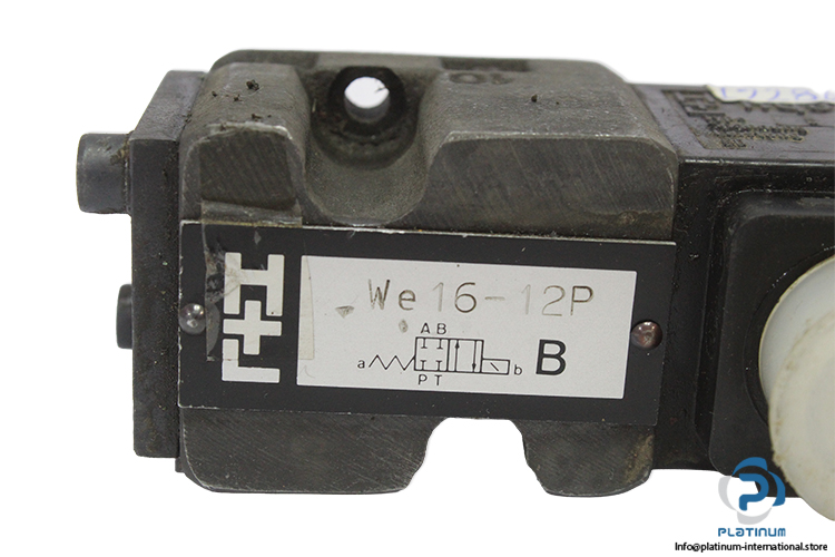hartmann-lammle-WE-16-12P-directional-control-valve-(New)-2.jpg