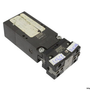 sommer-gp404-2-jaw-parallel-gripper(used).jpg