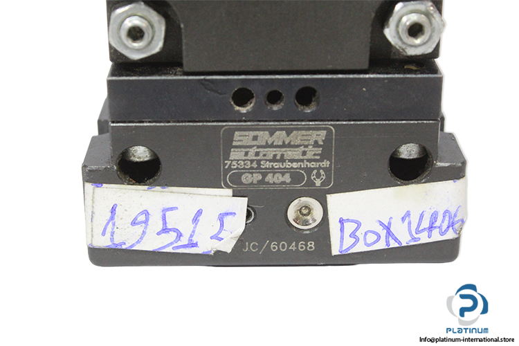 sommer-gp404-2-jaw-parallel-gripper(used)-1.jpg