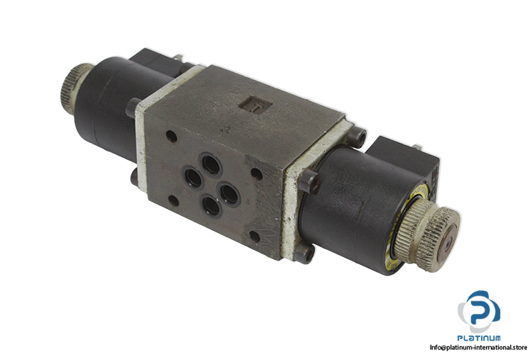 atos-dhi-0710-14-solenoid-directional-valve(used)-4.jpg