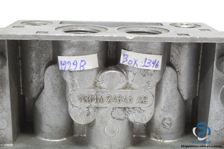 festo-VDMA-24345-A2-manifold-sub-base-(New)-1.jpg