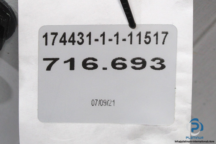 Moller-174431-pneumatic-rotary-actuator(new)-6.jpg