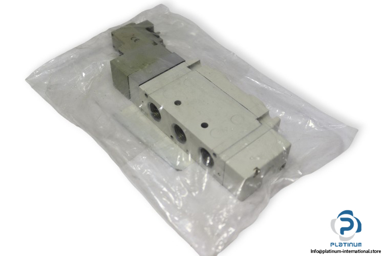 smc-sy9120-5yo-02f-q-solenoid-valve(new).jpg