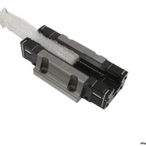thk-SHS15-C1QZKK-linear-guideway-block-(used).jpg