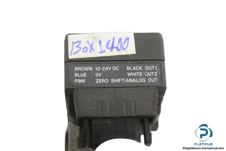 keyence-AP-C30WP-digital-pressure-sensor-(Used)-1.jpg