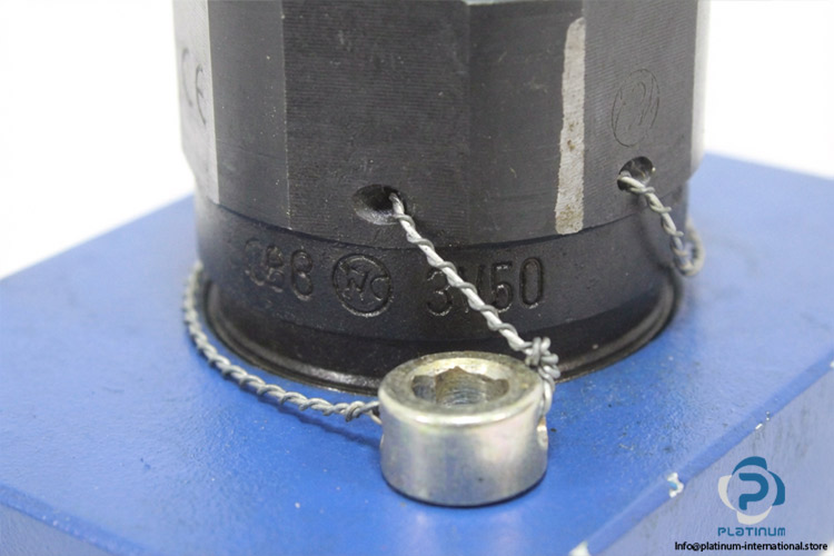 rexroth-DBDS10K-1C_30E-direct-operated-pressure-relief-valve-(Used)-4.jpg