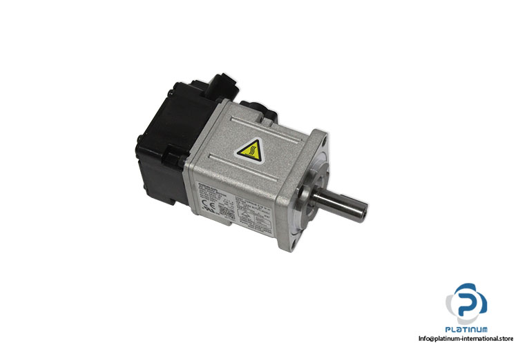 omron-R88M-K05030T-S2-ac-servomotor(new).jpg