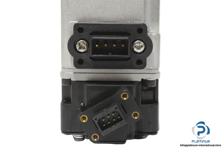 omron-R88M-K05030T-S2-ac-servomotor(new)-2.jpg