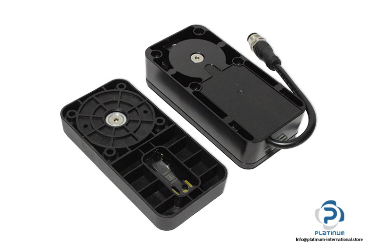 sick-MLP1-SMMF0AC-safety-locking-device-(New)-3