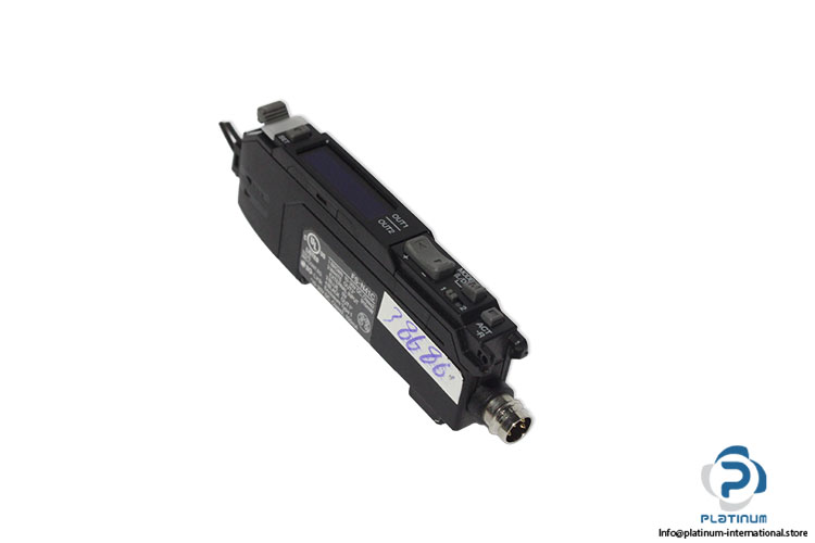 keyence-FS-N41C-digital-fiber-optic-sensor-(used)