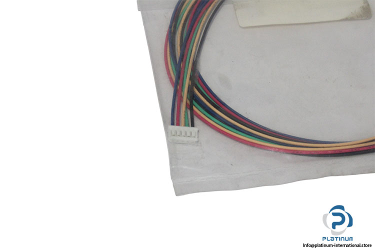 oriental-motor-LC5N10A-motor-connection-cable-(new)-(package)-1