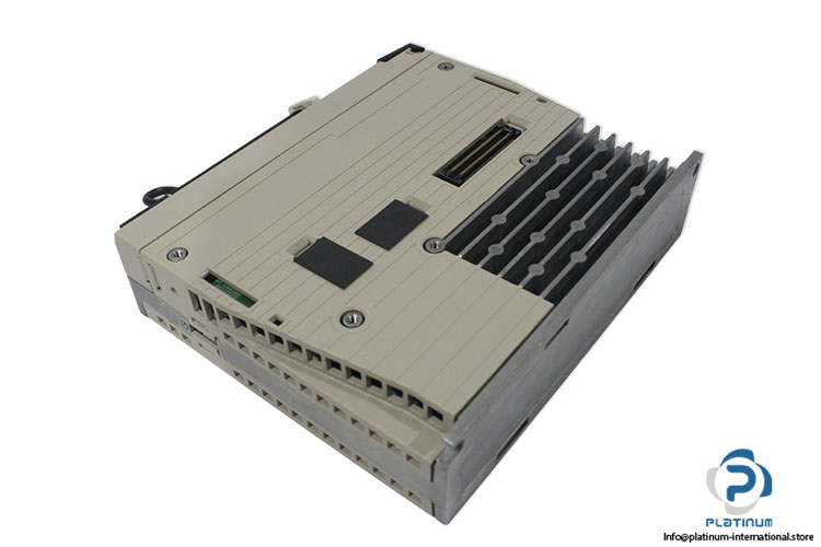 yaskawa-SGDV-1R6AE5A-servo-drive-(New)-1