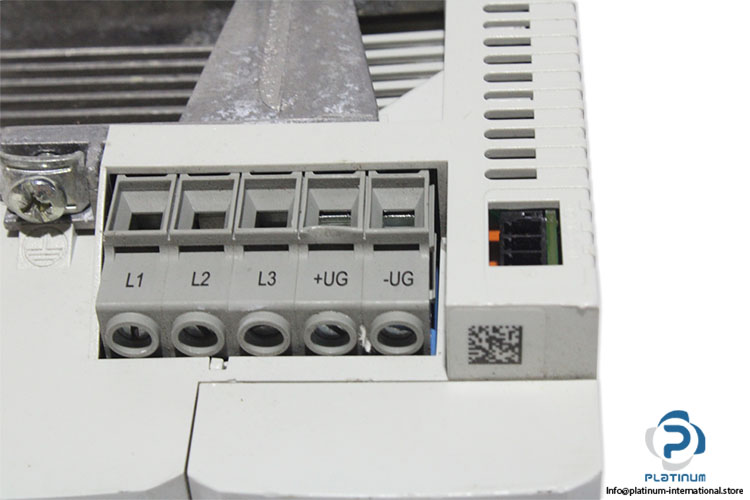 lenze-I55AE275F10V10000S-frequency-inverter-(Used)-4