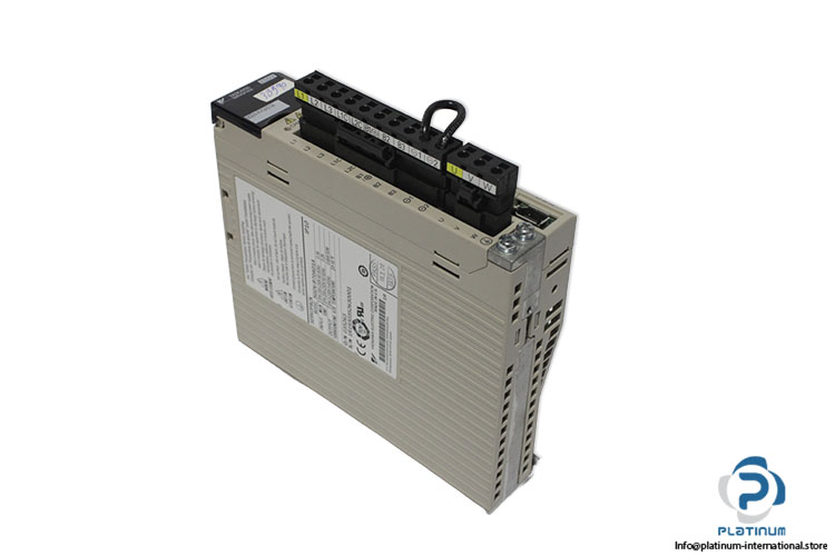 yaskawa-SGDV-R70A01A-servo-drive-(New)