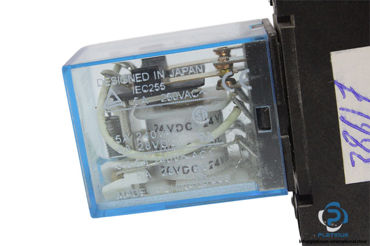omron-MY2NJ-plug-in-power-relay-(Used)-3