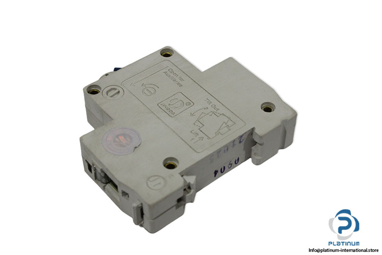 jingda-DZ47-63-C10-miniature-circuit-breaker-(Used)-1