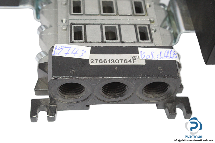 pneumax-2766130764F-pneumatic-valve-terminal-(Used)-4