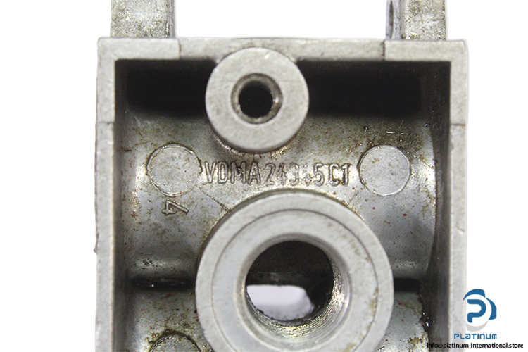 festo-VDMA24345C1-manifold-sub-base-(Used)-1