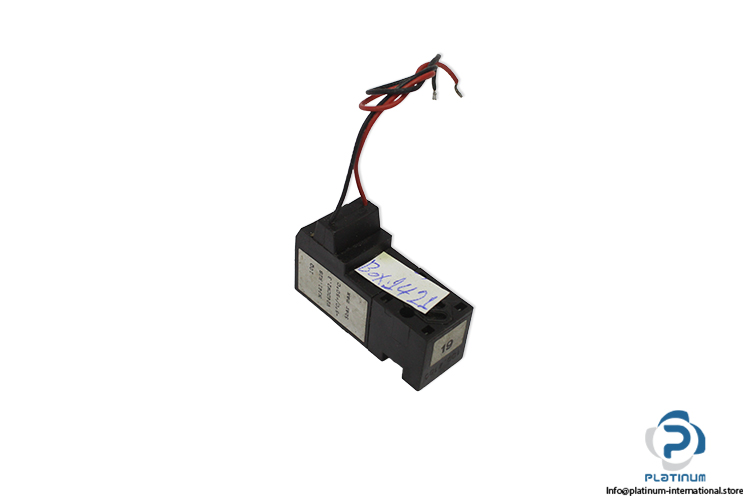 pneumax-N341.R2B-single-solenoid-valve-(Used)