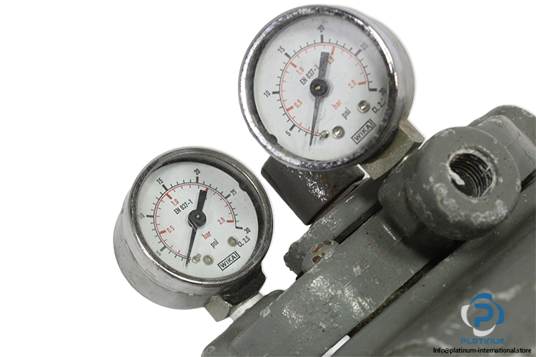 fisher-3560-valve-positioner-(Used)-1