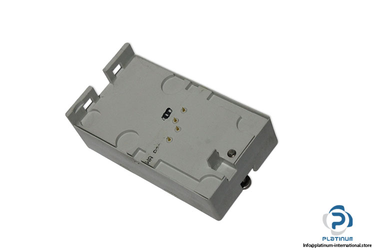 siemens-3RK1205-0BQ00-0AA3-safe-compact-module-(used)-3