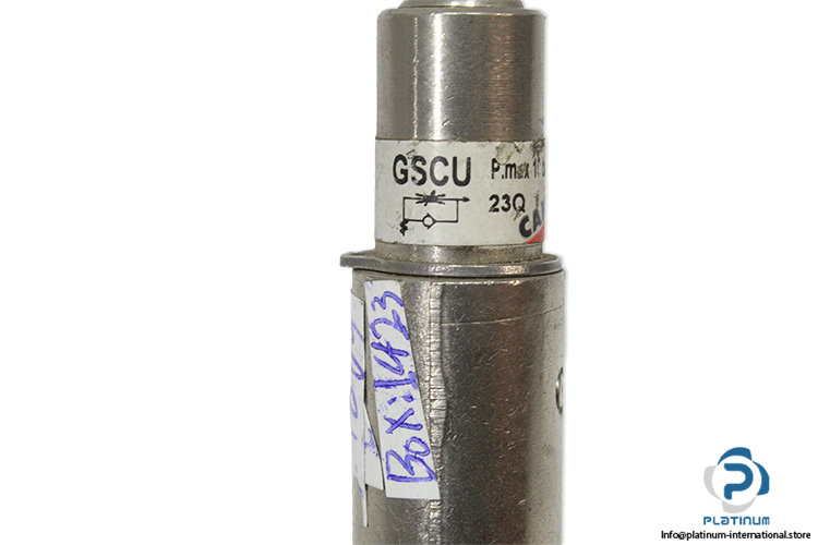 camozzi-GSCU-flow-control-valve-(Used)-1