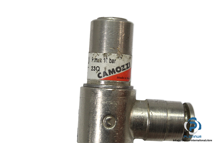 camozzi-GSCU-flow-control-valve-(Used)-2