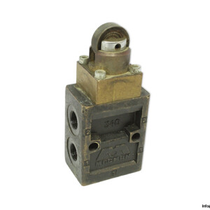 Mecman 340/58 Pneumatic Roller Plunger Limit Switch Valve