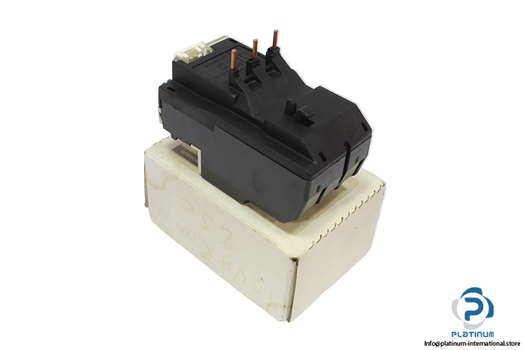 telemecanique-LR2-D13X6-thermal-overload-relay-(new)