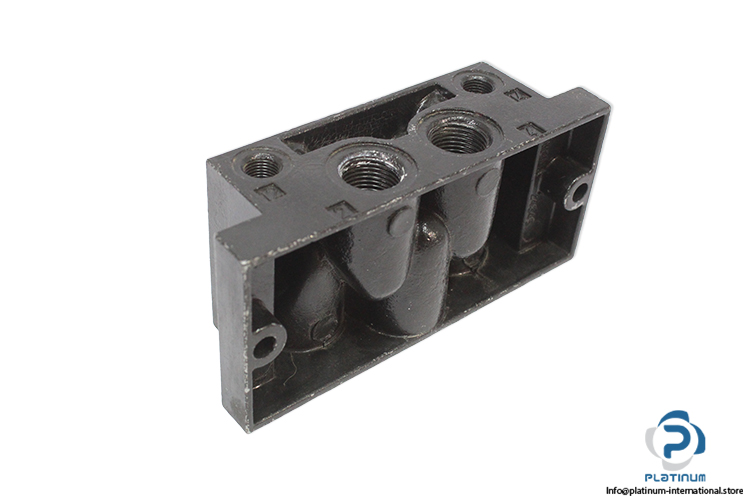 festo-VDMA24345-sub-base-(Used)-1