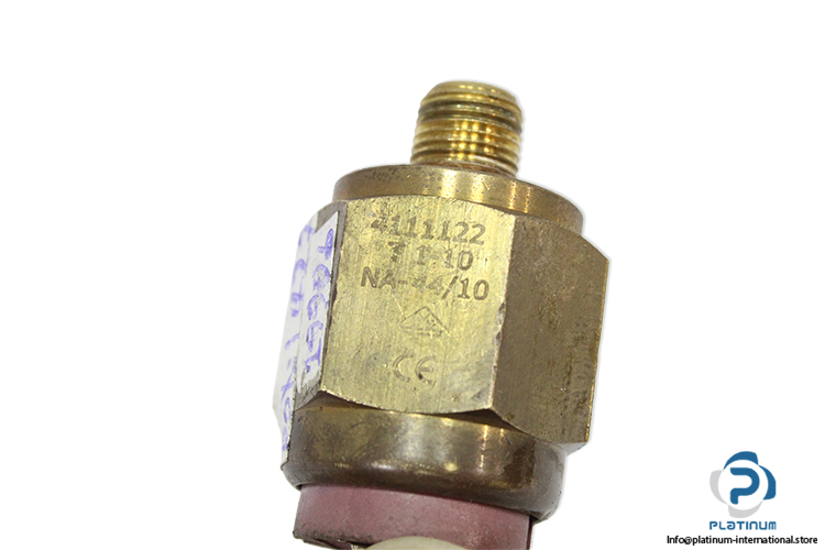 euroswitch-4111122T-1-10-pressure-switch-(Used)-1