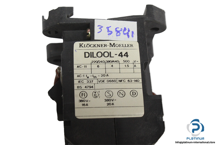 moeller-DILOOL-44-auxiliary-contactor-(new)-(carton)-1