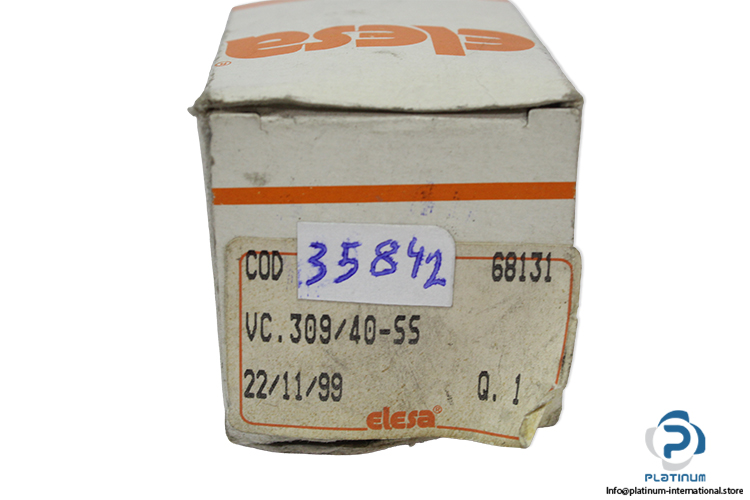 elesa-VC-309_40-SS-spindle-knob-(new)-(carton)-1