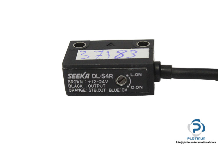seeka-DL-S4R-photoelectric-sensor-(new)-(carton)-2